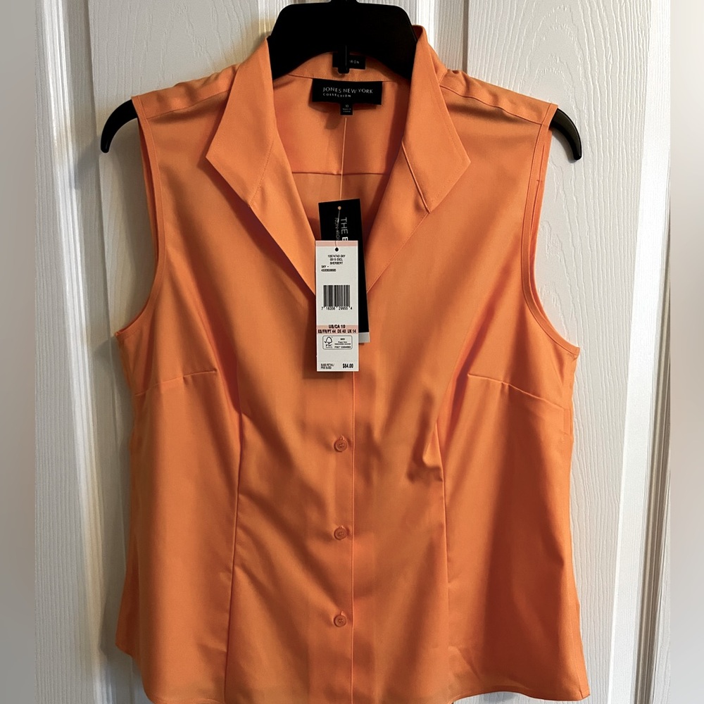 Jones of New York. Sleeveless shirt. Sherbert. Size 10.
